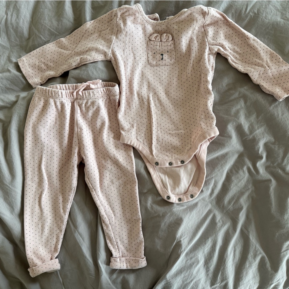 Babygap bodysuit outfit 18-24m